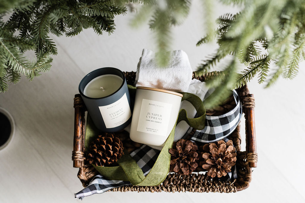 Custom candle gift packaging
