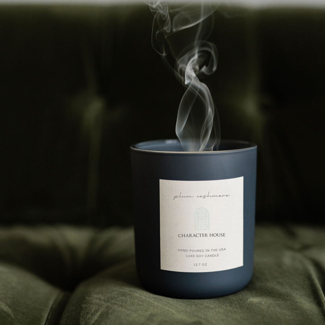 Private label candles with low minimums and luxury labels
