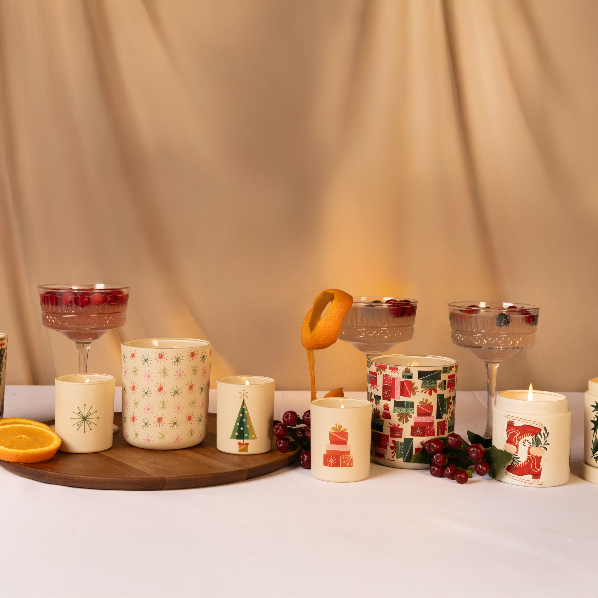 Merry Mood Luxe Candle in Juniper Cypress