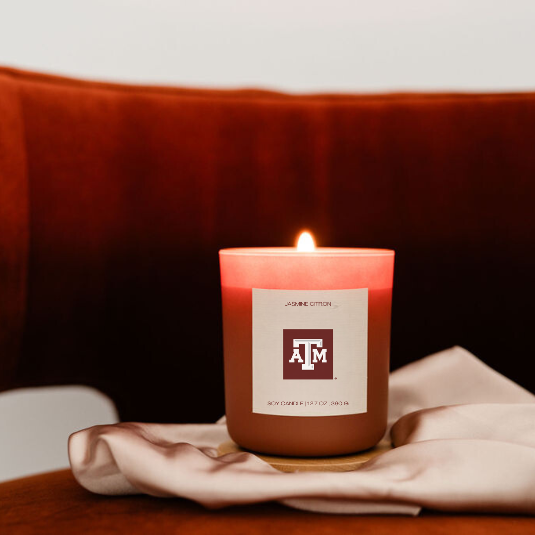 custom private label candle for corporate gifting